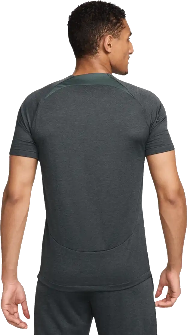 Pánské fotbalové tričko s krátkým rukávem Nike Dri-FIT Academy černé3