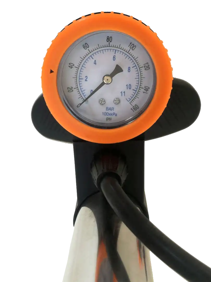Ruční pumpička Yakimasport s manometrem 60 cm černá