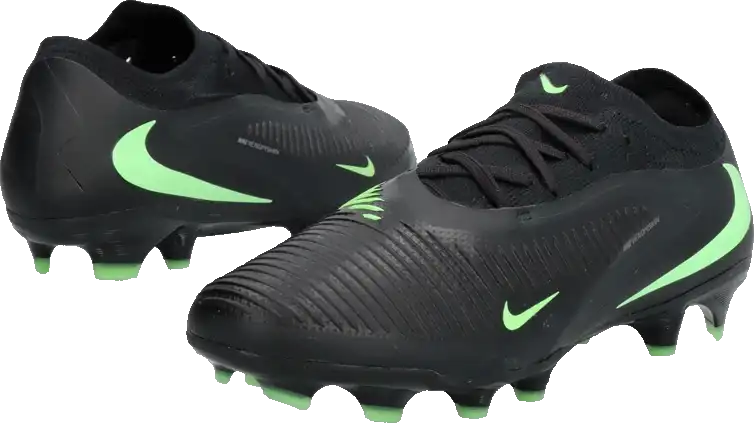 Pánské kopačky lisovky Nike Phantom 6 Low Pro FG černé2