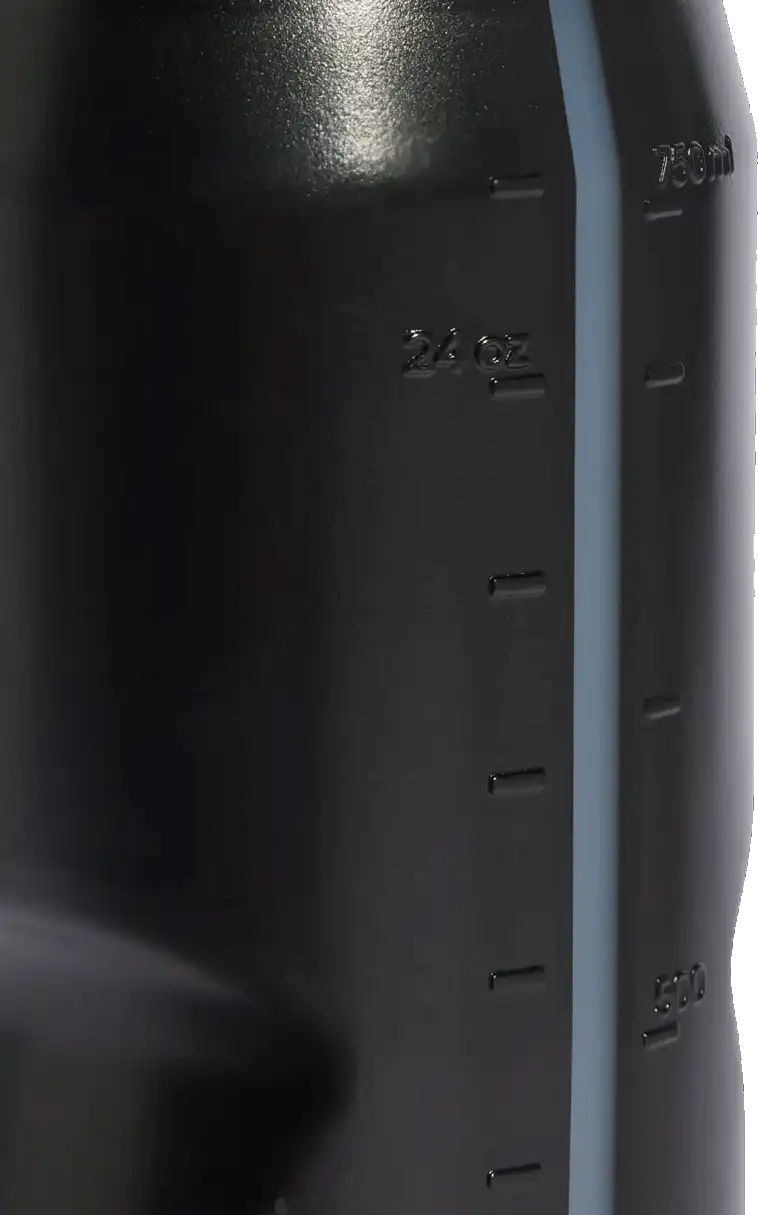 Láhev na vodu Adidas Tiro černá 750 ML