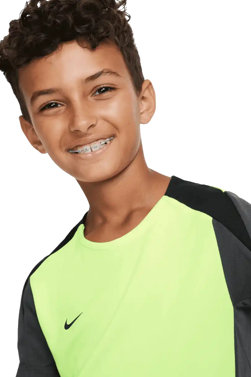 Dětské tréninkové tričko Nike Dri-FIT Strike limetka