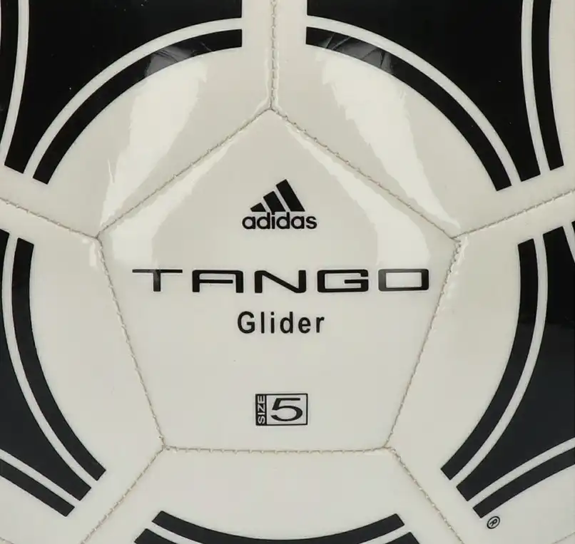 Fotbalový míč Adidas Tango Glider S12241 velikost 3 bílo-černý