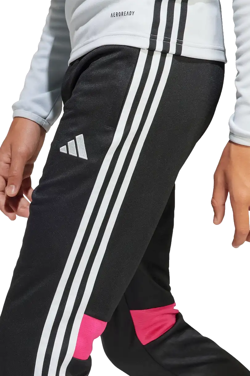 Dětské tréninkové kalhoty Adidas Tiro 25 Essentials černé