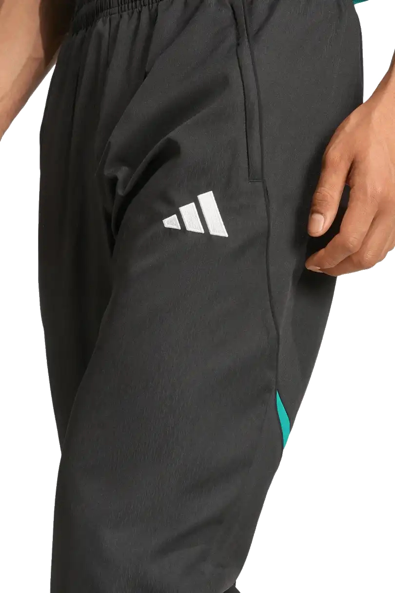 Pánské prezentační kalhoty Adidas Liverpool FC 25/26 černé2