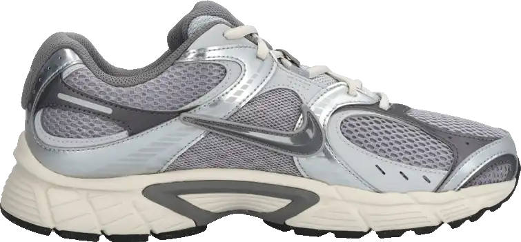 Pánská lifestylová obuv Nike V5 RNR stříbrná2