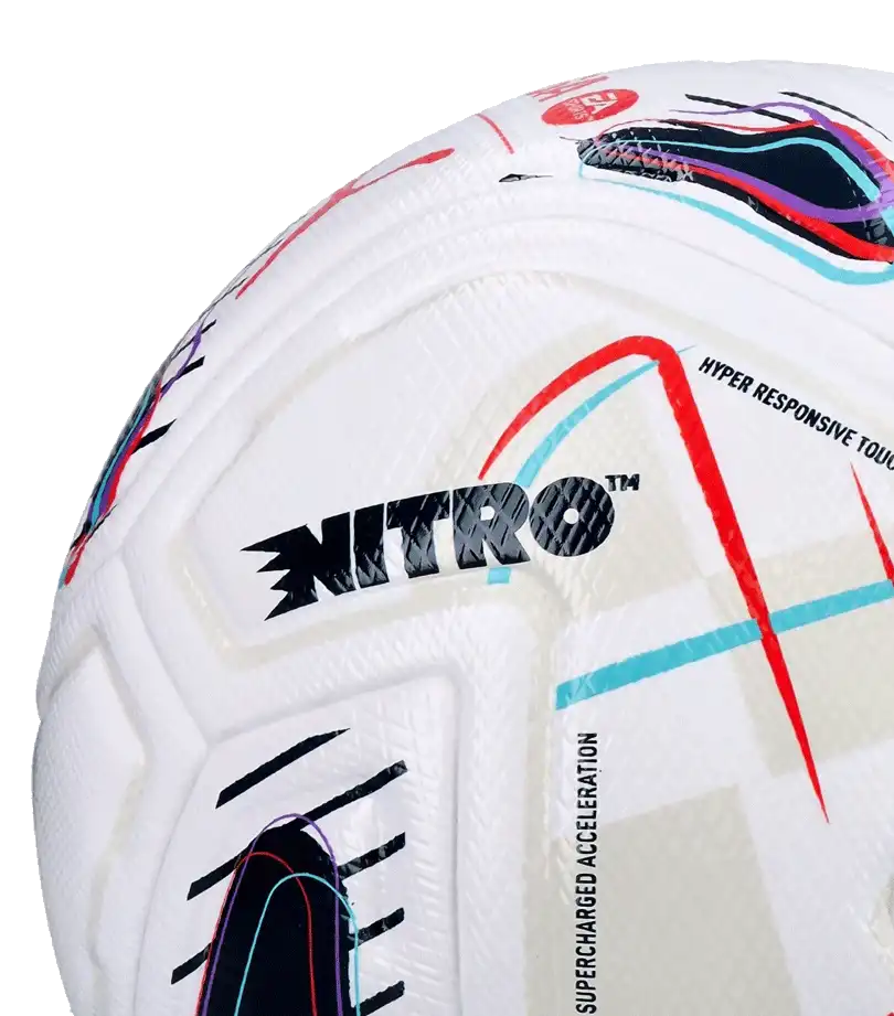 Fotbalový míč Puma Stellar Nitro Ultimate La Liga velikost 5 bílý