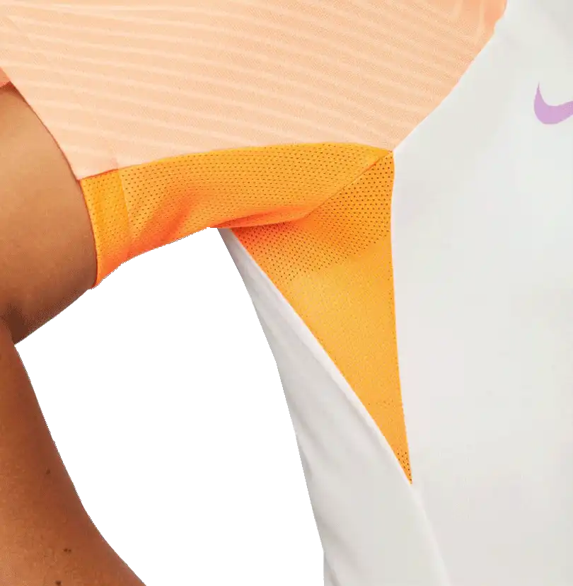 Dámské tréninkové tričko Nike Dri-FIT Academy bílé