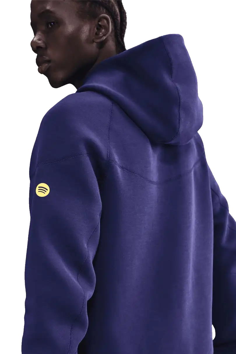 Pánská flísová mikina s kapucí Nike FC Barcelona 25/26 Tech Fleece fialová