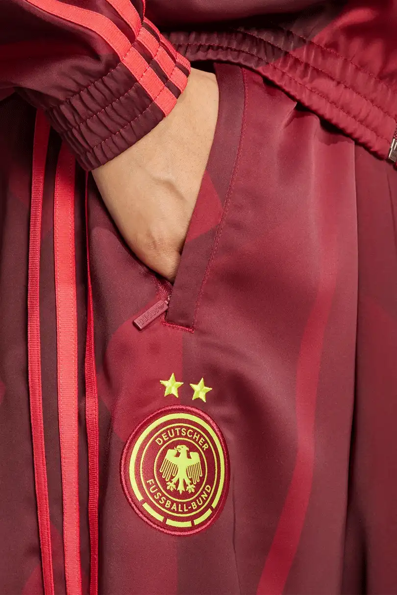 Dámské sportovní kalhoty Adidas Německo 25/26 bordo