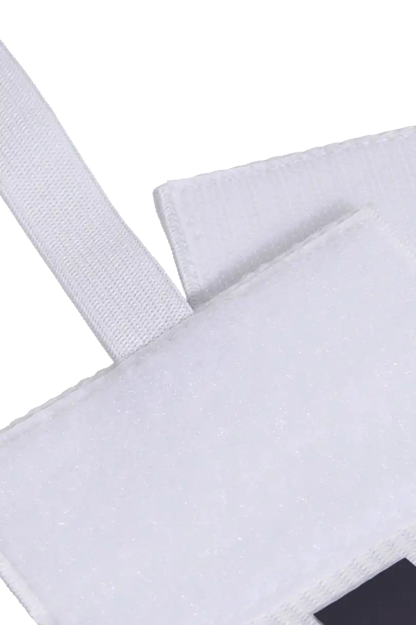 Unisex kapitánská páska Adidas Real Madrid 26/27 bílá