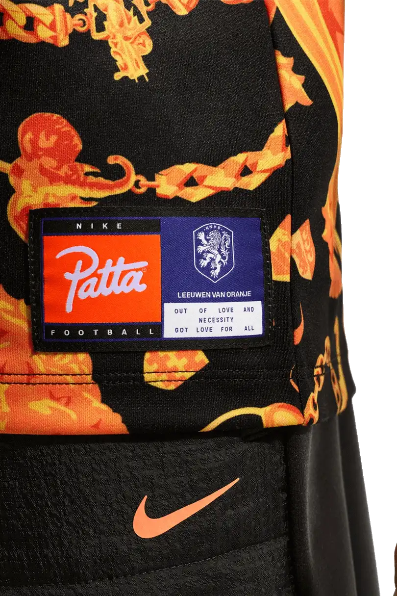 Dětský předzápasový fotbalový dres Nizozemí 2026 Academy Pro oranžový