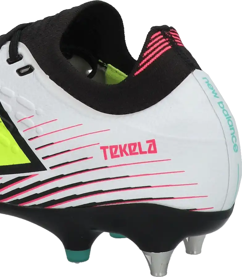 Pánské kopačky kolíky New Balance Tekela V4+ Pro Low SG bílé