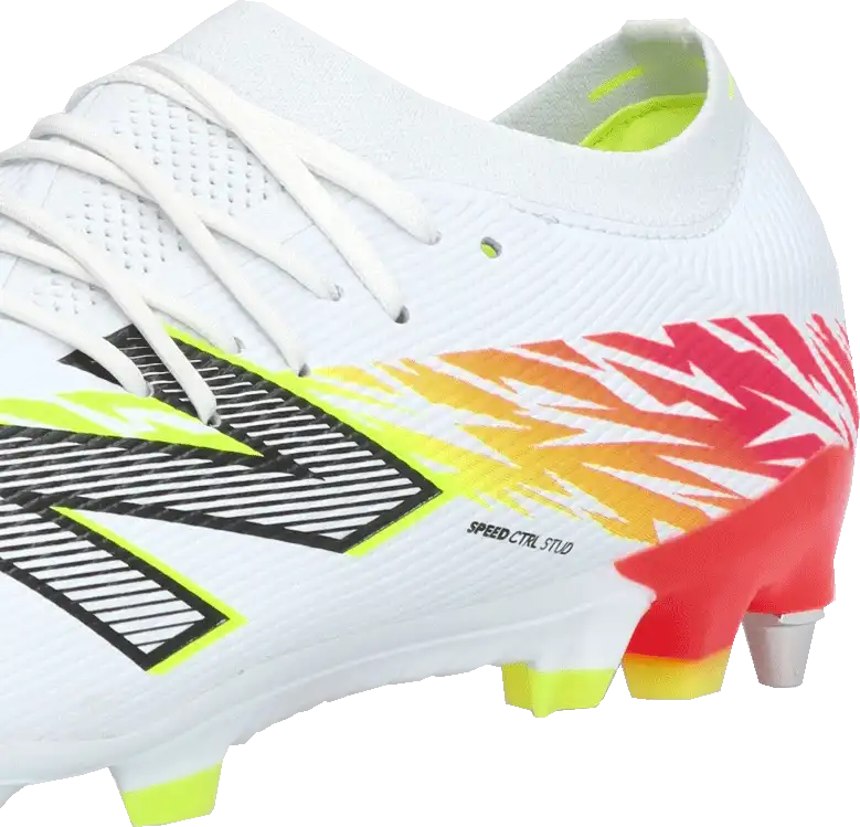 Pánské kopačky kolíky New Balance Furon V8 Elite SG bílé