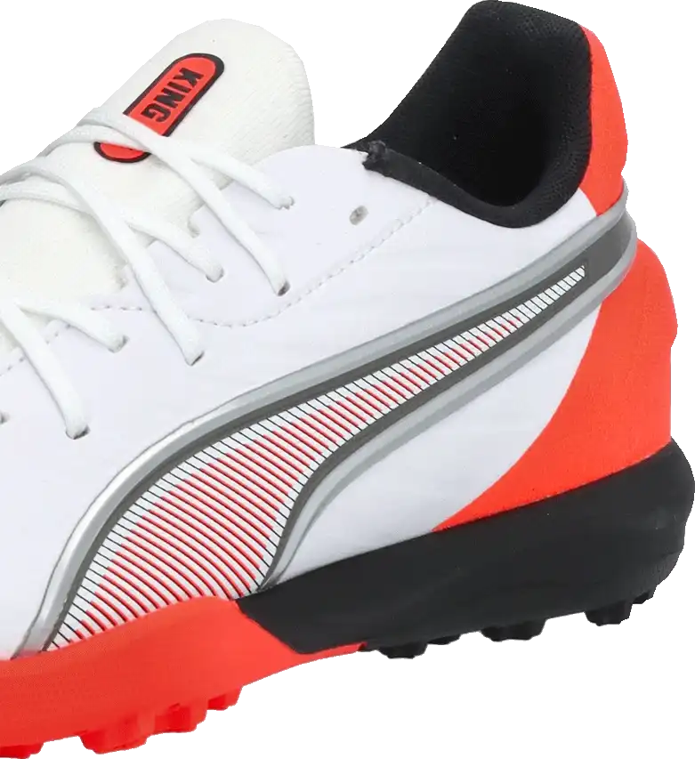 Dětské kopačky turfy Puma King Match TT bílé2