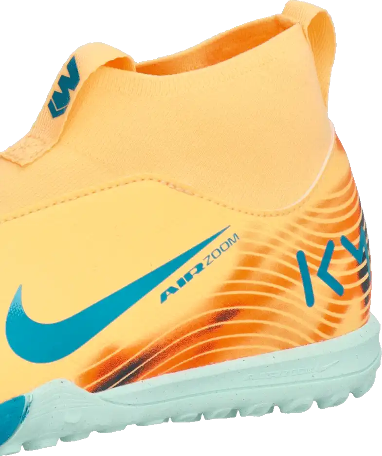 Dětské turfy Nike Zoom Mercurial Superfly 10 Academy Kylian Mbappé TF oranžové2