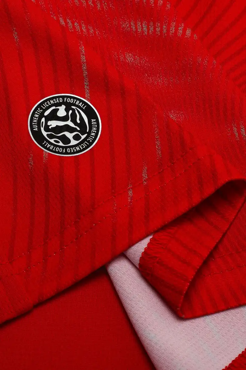 Dětský domácí fotbalový dres Puma Švýcarsko 2026 červený