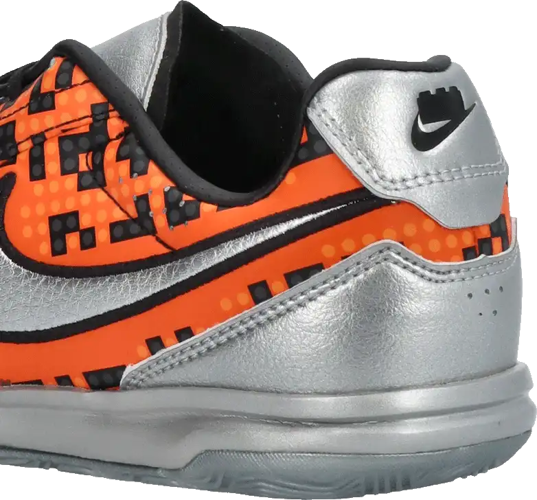 Dětské sálové kopačky Nike x LEGO Streetgato oranžovo-stříbrné
