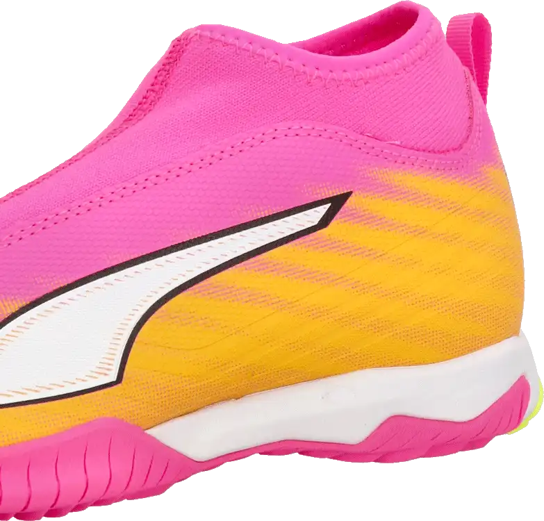 Dětské kopačky turfy Puma Ultra 6 Match+ LL TT Mid BTK růžové