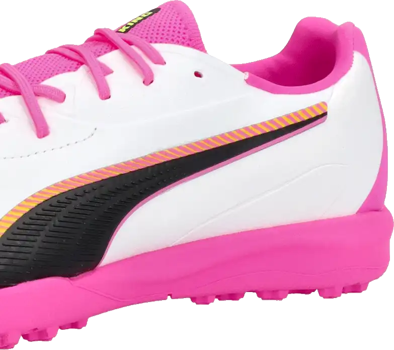 Dětské kopačky turfy Puma King 20 Match TT bílo-růžové