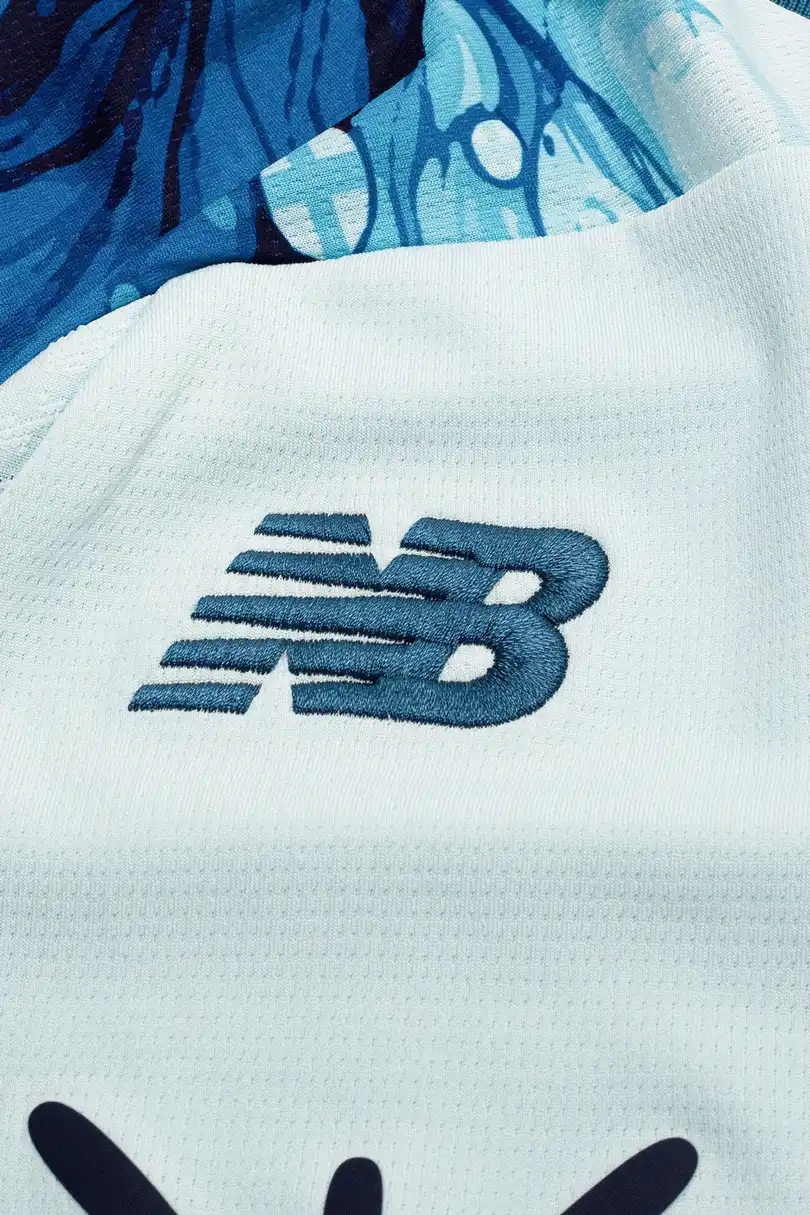 Pánský venkovní fotbalový dres New Balance Bayer Leverkusen 26/27 modrý