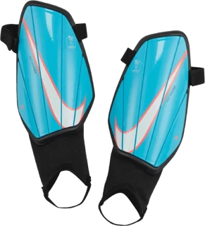 Chrániče holení Nike Charge Nike Blast blankytné