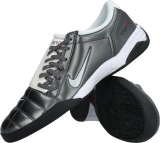 Pánská lifestylová obuv Nike Total 90 šedá