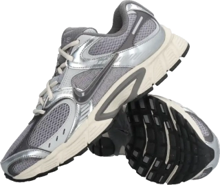 Pánská lifestylová obuv Nike V5 RNR stříbrná2